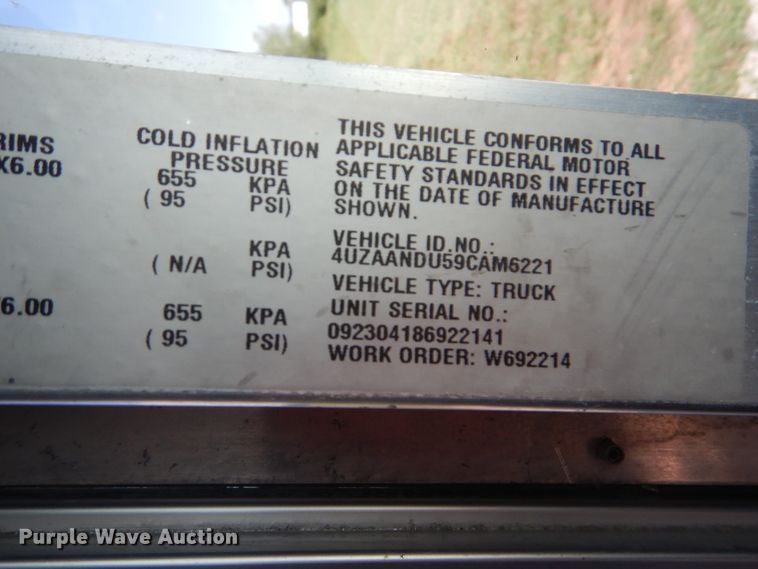 image for item GM9160 2009 Freightliner MT45  delivery truck