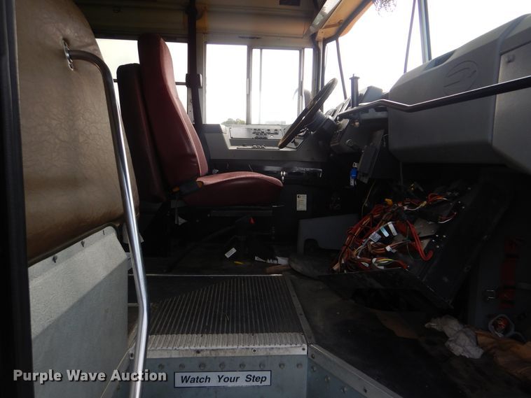 image for item GM9163 2004 Blue Bird Vision  school bus