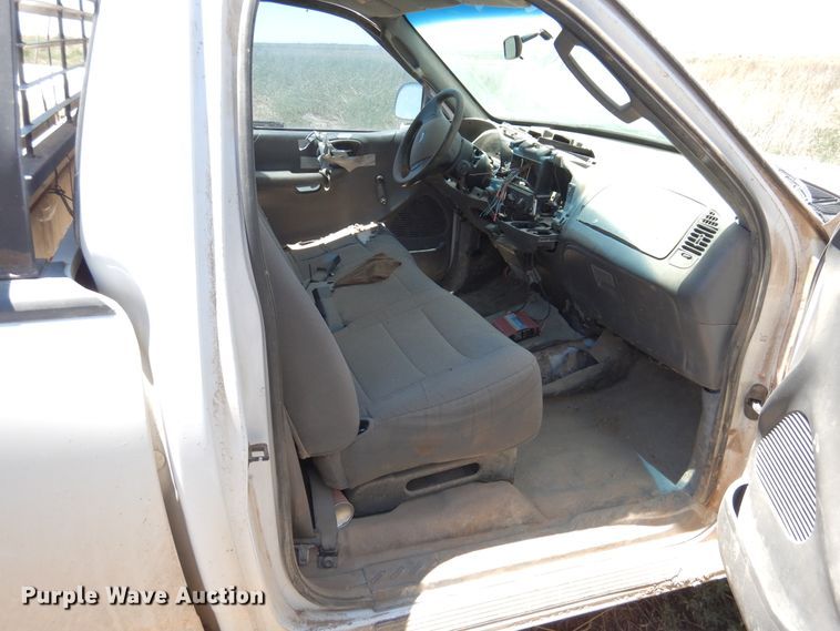 image for item GN9920 2003 Ford F150  pickup truck