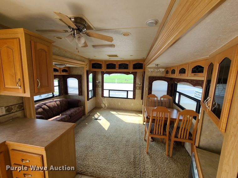 image for item GO9414 2007 KZRV  camper