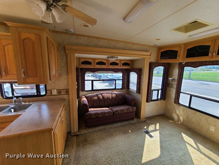 image for item GO9414 2007 KZRV  camper