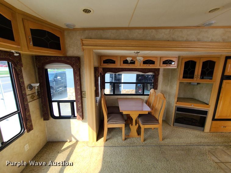 image for item GO9414 2007 KZRV  camper