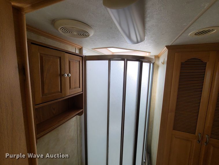 image for item GO9414 2007 KZRV  camper