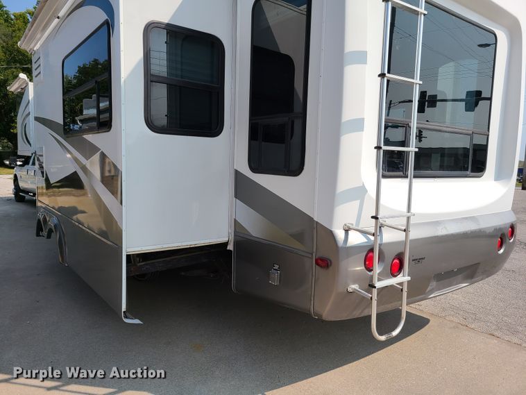 image for item GO9414 2007 KZRV  camper