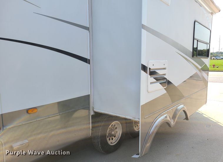 image for item GO9414 2007 KZRV  camper