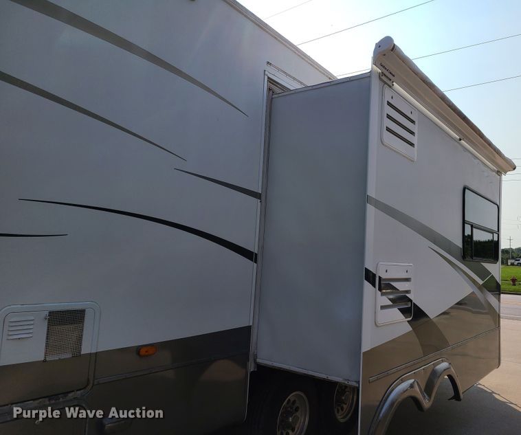 image for item GO9414 2007 KZRV  camper