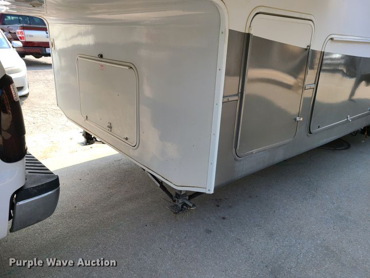 image for item GO9414 2007 KZRV  camper