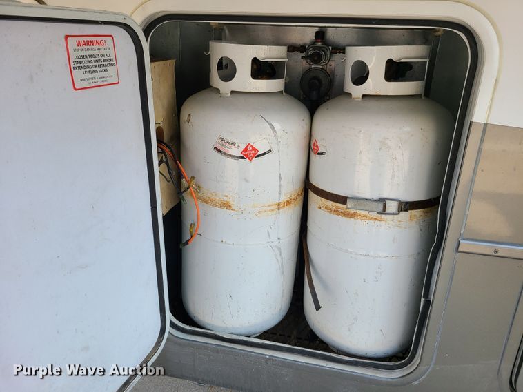 image for item GO9414 2007 KZRV  camper