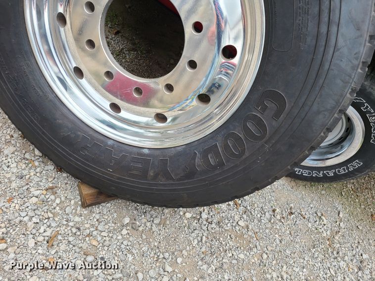 image for item GO9422 Goodyear 385/65R22.5 tire and wheel
