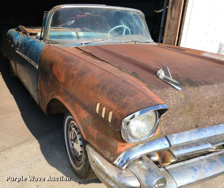 image for item GO9426 1957 Chevrolet  convertible