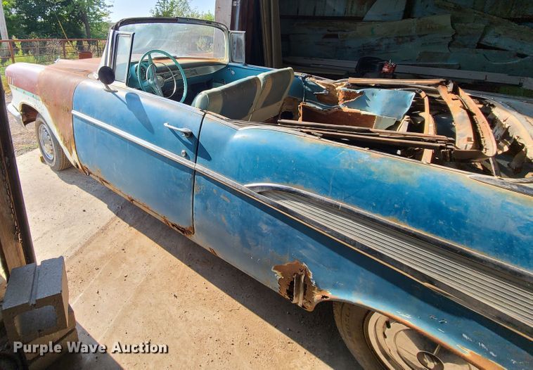 image for item GO9426 1957 Chevrolet  convertible