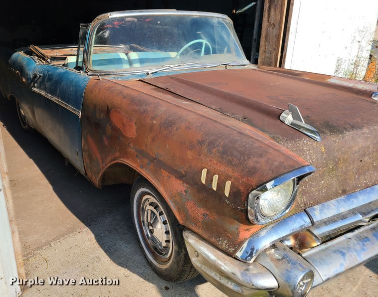 image for item GO9426 1957 Chevrolet  convertible