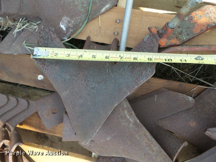 image for item GX9211 Cultivator sweeps