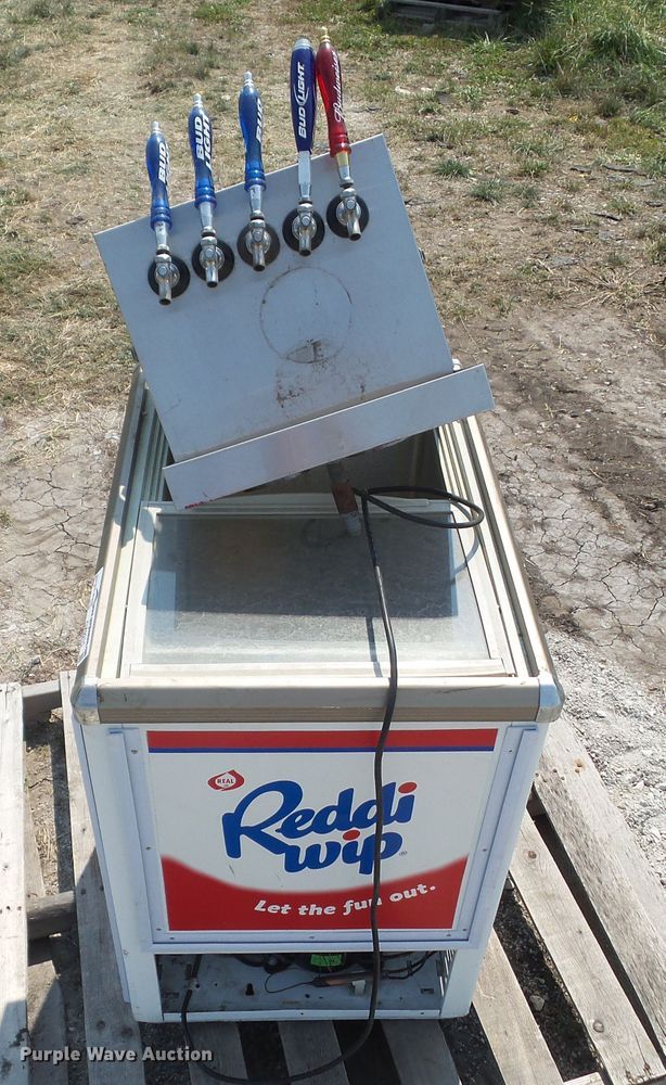 image for item GX9215 Keg drink dispenser