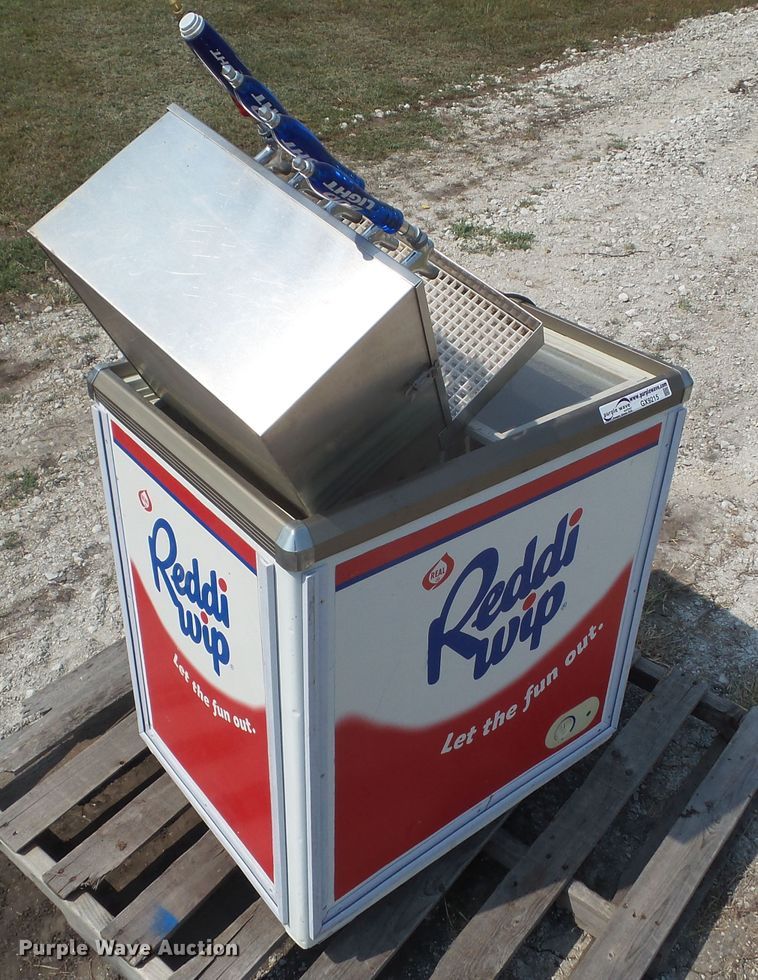 image for item GX9215 Keg drink dispenser