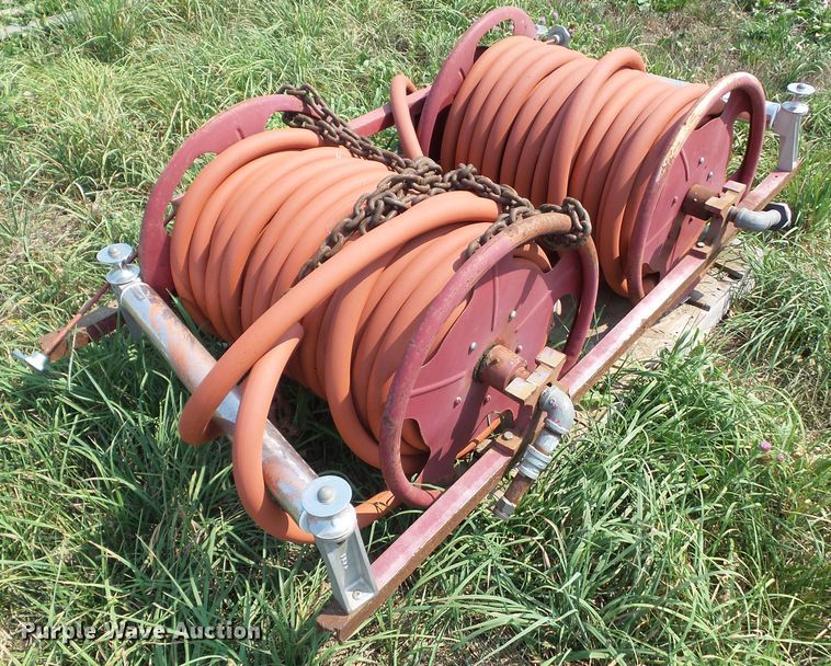 image for item GX9216 (2) hose reels