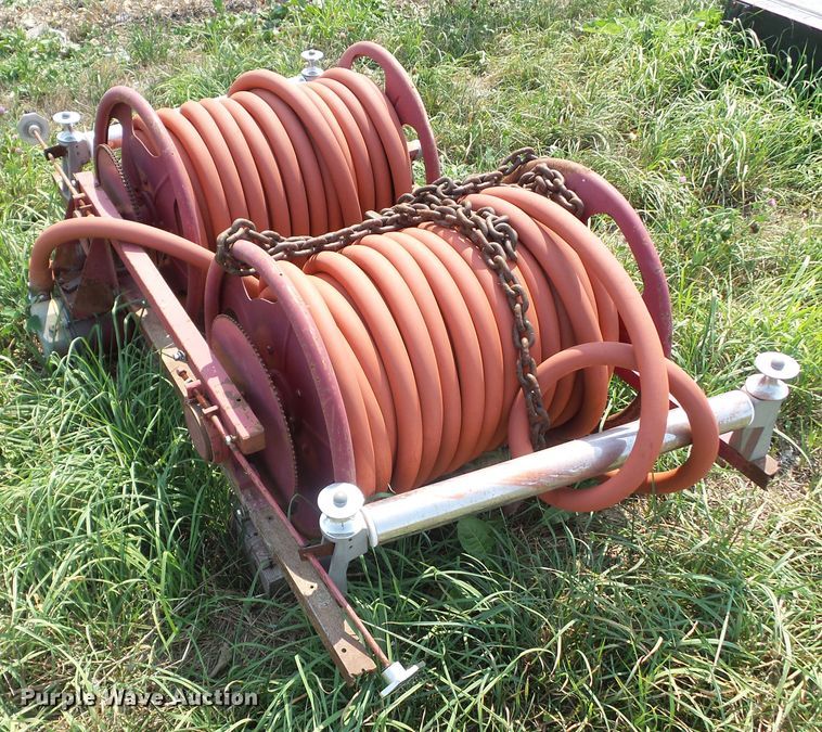 image for item GX9216 (2) hose reels