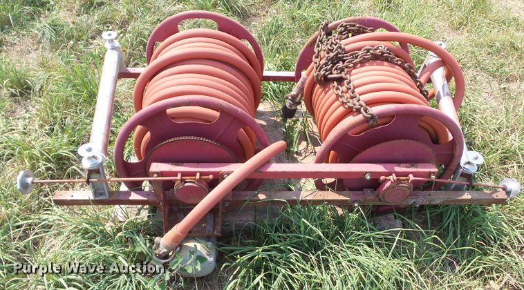 image for item GX9216 (2) hose reels