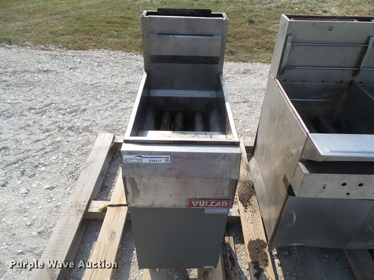 image for item GX9217 (4) fryers