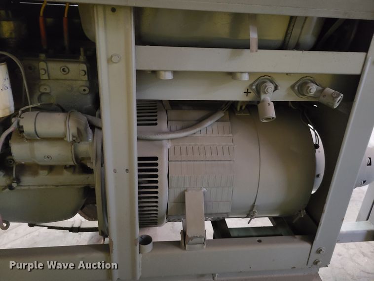 image for item GY9626 Lincoln Shield Arc SA200 arc welder