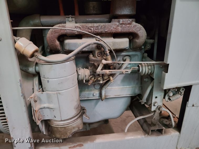 image for item GY9626 Lincoln Shield Arc SA200 arc welder