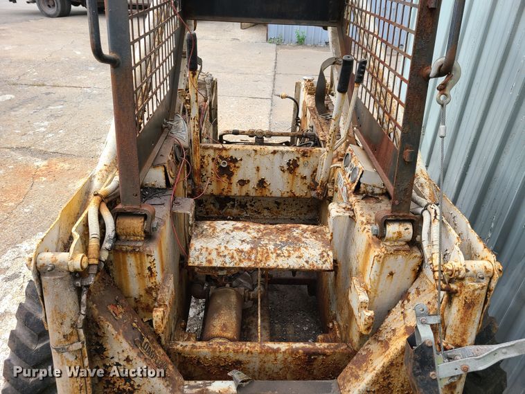 image for item GY9629 Bobcat  skid steer loader