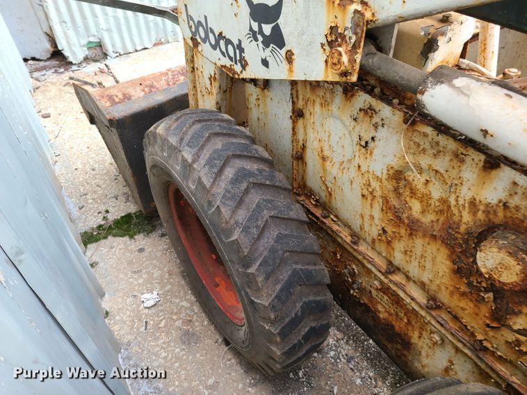 image for item GY9629 Bobcat  skid steer loader