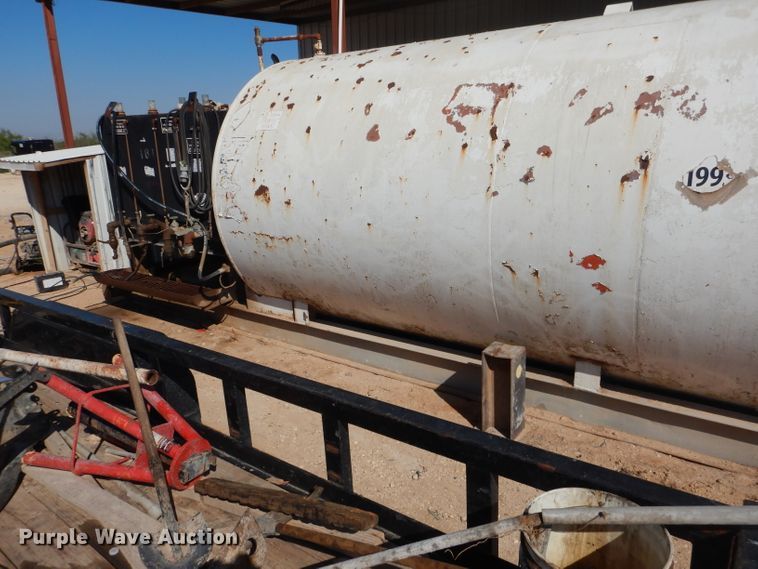 image for item HC9097 10,000 gallon fuel tank