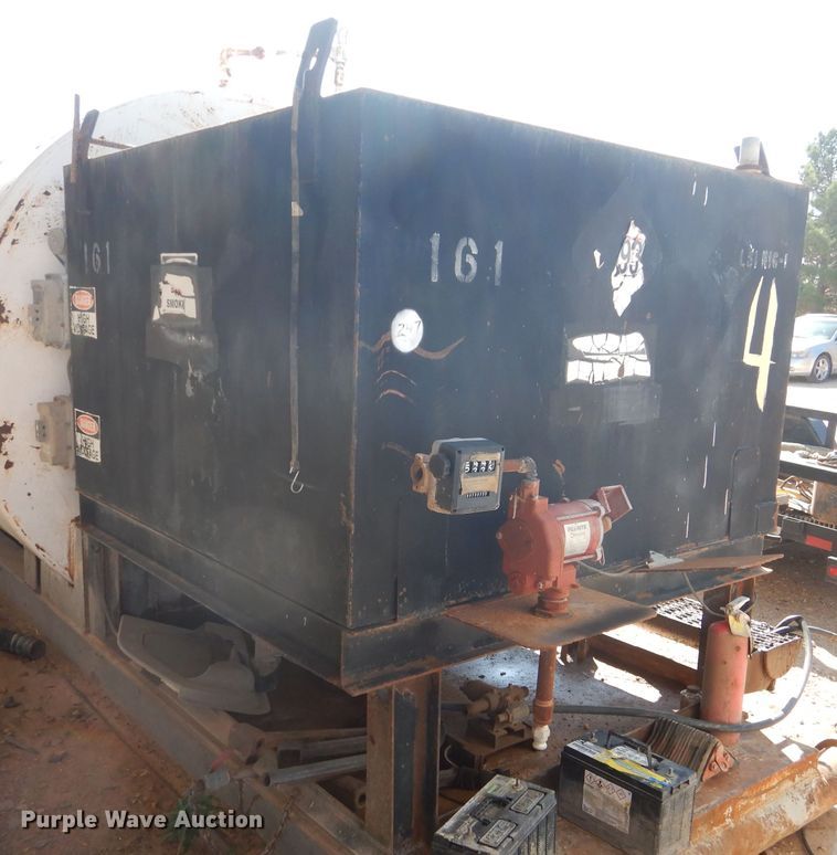 image for item HC9097 10,000 gallon fuel tank