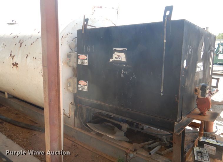 image for item HC9097 10,000 gallon fuel tank