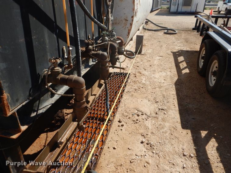 image for item HC9097 10,000 gallon fuel tank