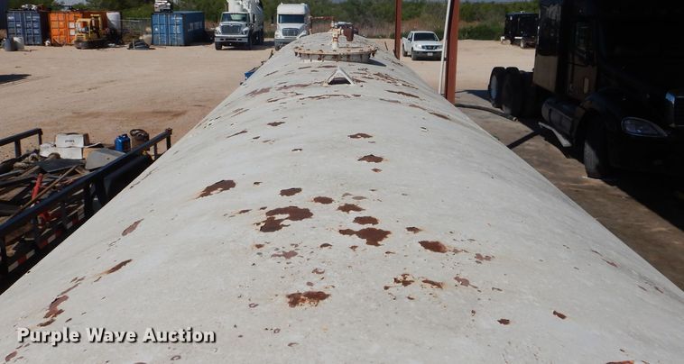 image for item HC9097 10,000 gallon fuel tank