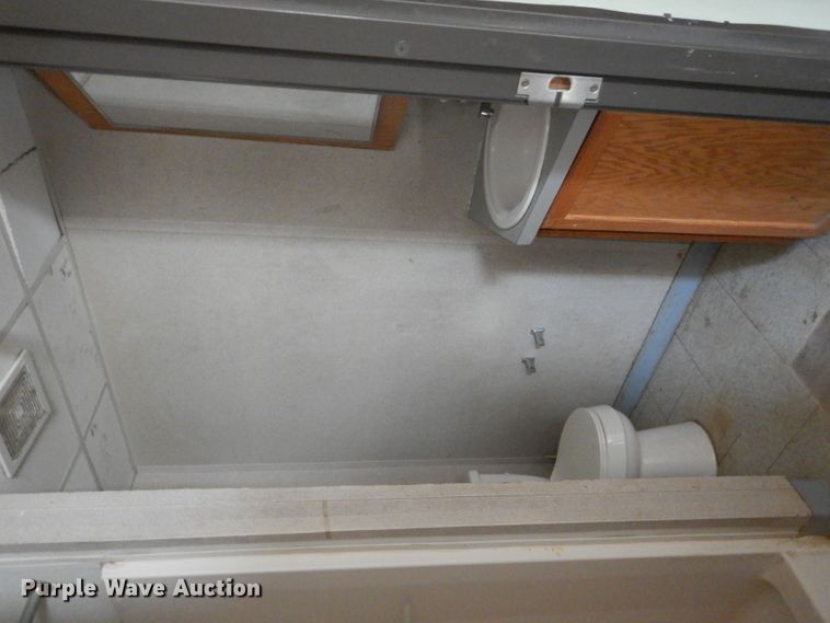 image for item HC9098 Atco manufactured home