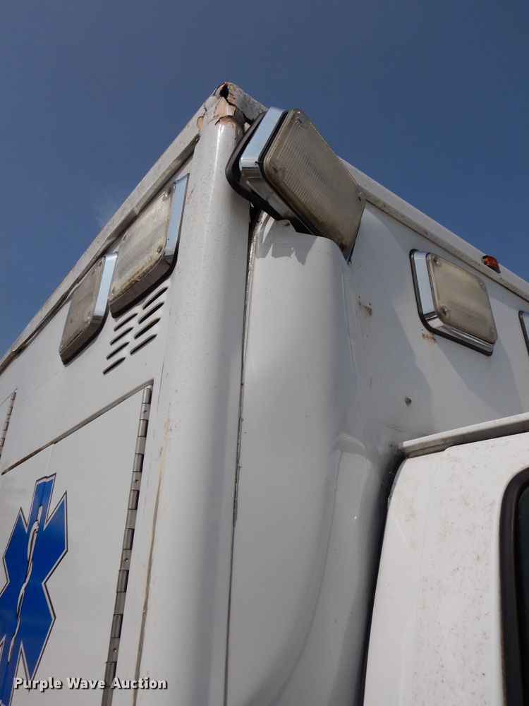 image for item HD9325 Ambulance body