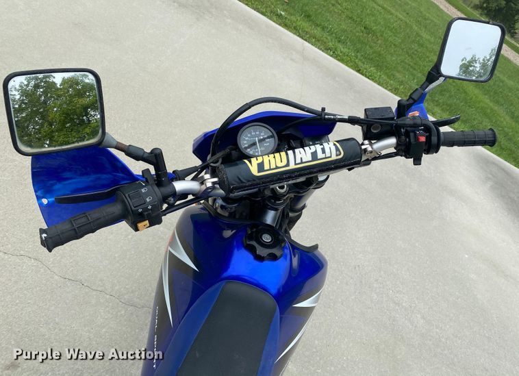 image for item HE9755 2006 Suzuki 650DR motorcycle