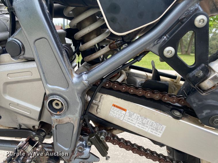 image for item HE9755 2006 Suzuki 650DR motorcycle