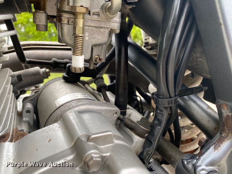 image for item HE9755 2006 Suzuki 650DR motorcycle