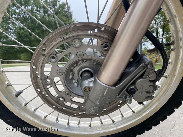 image for item HE9755 2006 Suzuki 650DR motorcycle