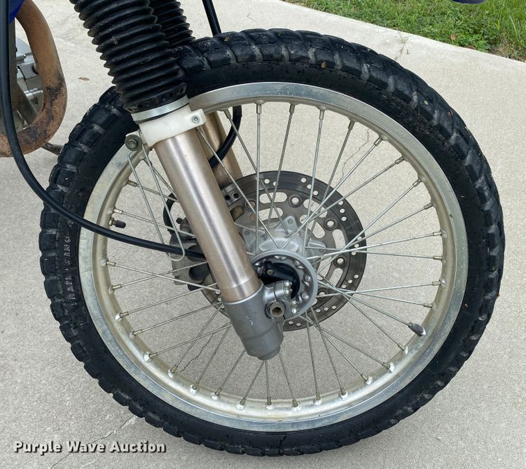 image for item HE9755 2006 Suzuki 650DR motorcycle