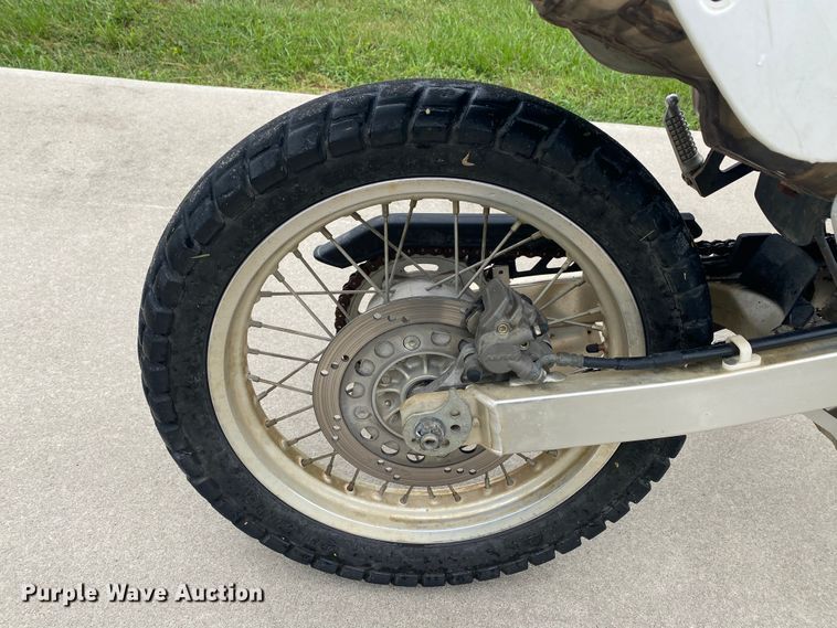 image for item HE9755 2006 Suzuki 650DR motorcycle