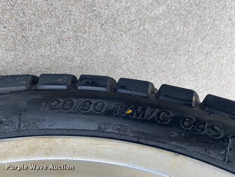 image for item HE9755 2006 Suzuki 650DR motorcycle