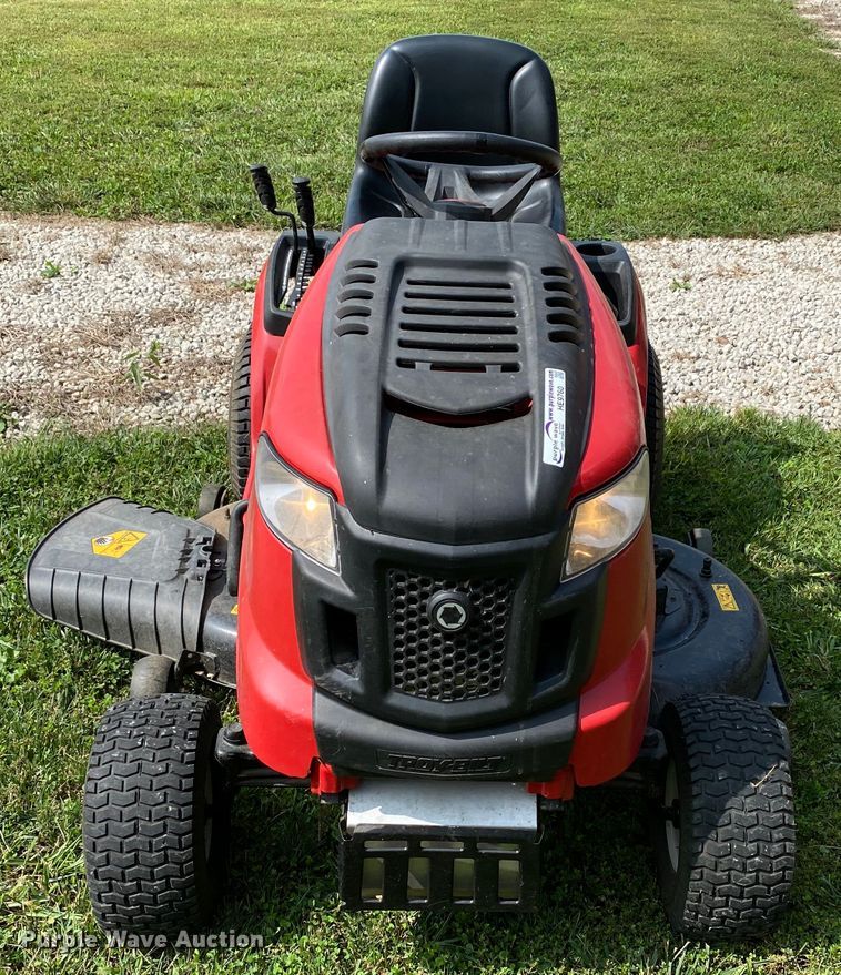 image for item HE9760 2016 Troy-Bilt 2246 lawn mower