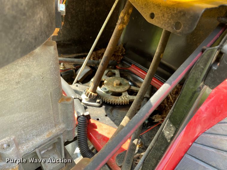 image for item HE9760 2016 Troy-Bilt 2246 lawn mower