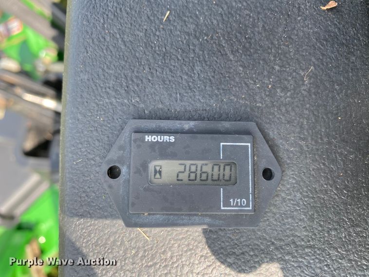 image for item HE9761 2003 John Deere 1600 Turbo lawn mower