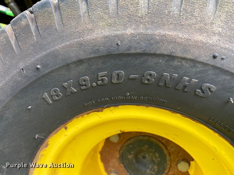 image for item HE9761 2003 John Deere 1600 Turbo lawn mower