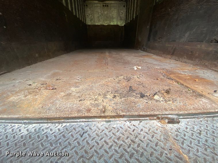 image for item HE9774 1988 International S1700  box truck