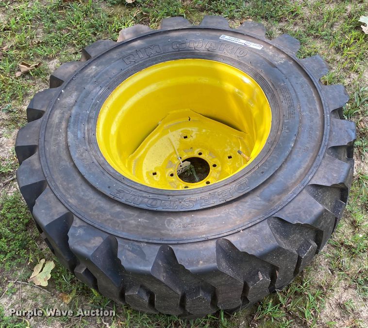 image for item HE9777 Density 15-19.5NHS tire