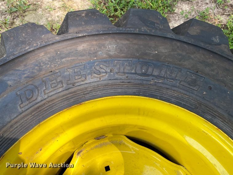 image for item HE9777 Density 15-19.5NHS tire