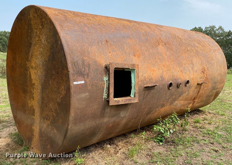 image for item HE9781 Under ground tank