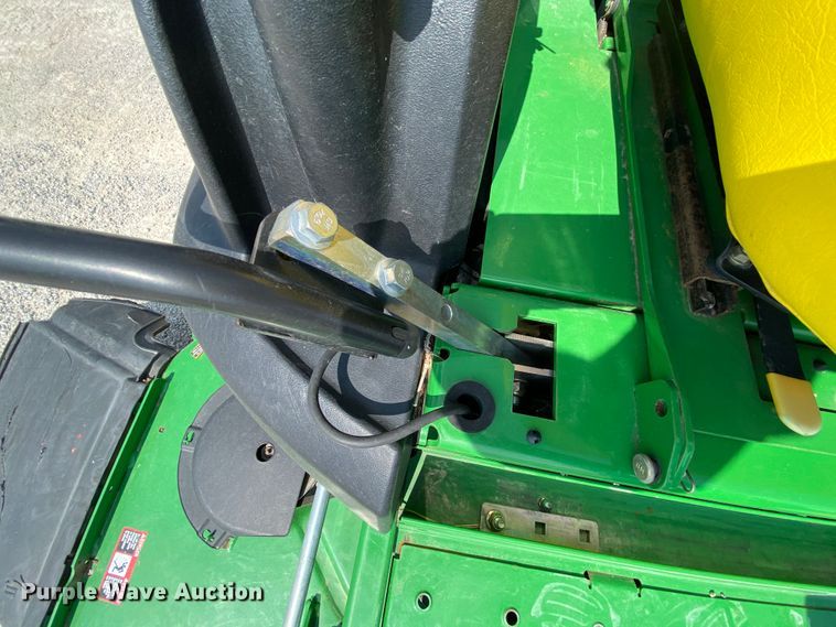 image for item HE9783 2013 John Deere 997 ZTR lawn mower